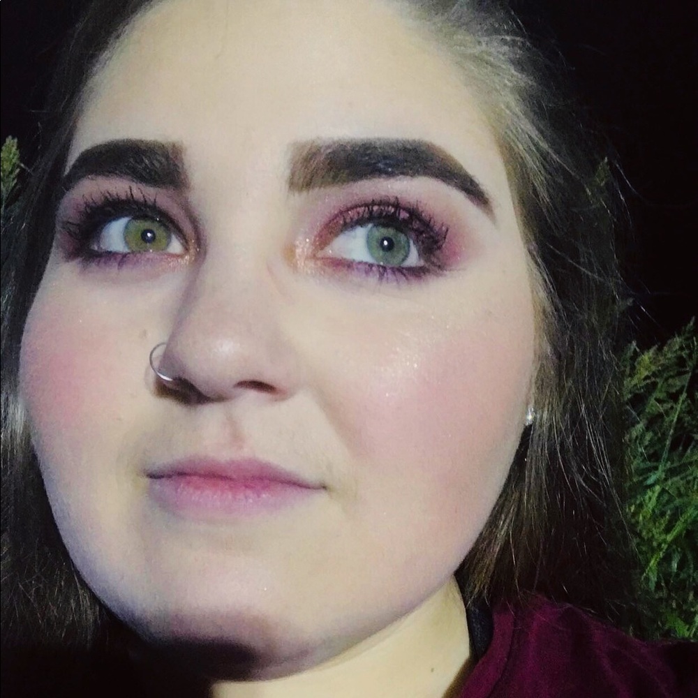 Meet your Posher, Breanna